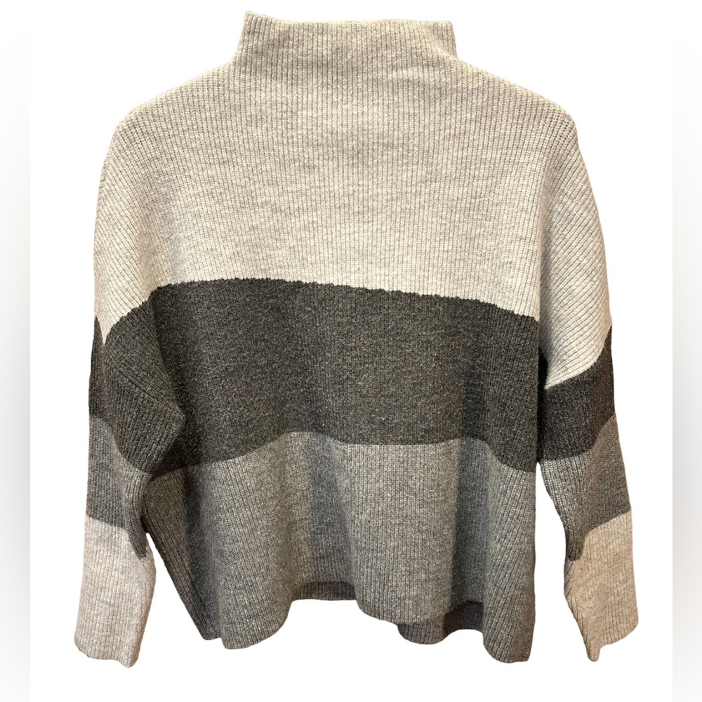 THML Women’s Medium Sweater Boxy Mock Turtleneck Gray Color Block Oversized